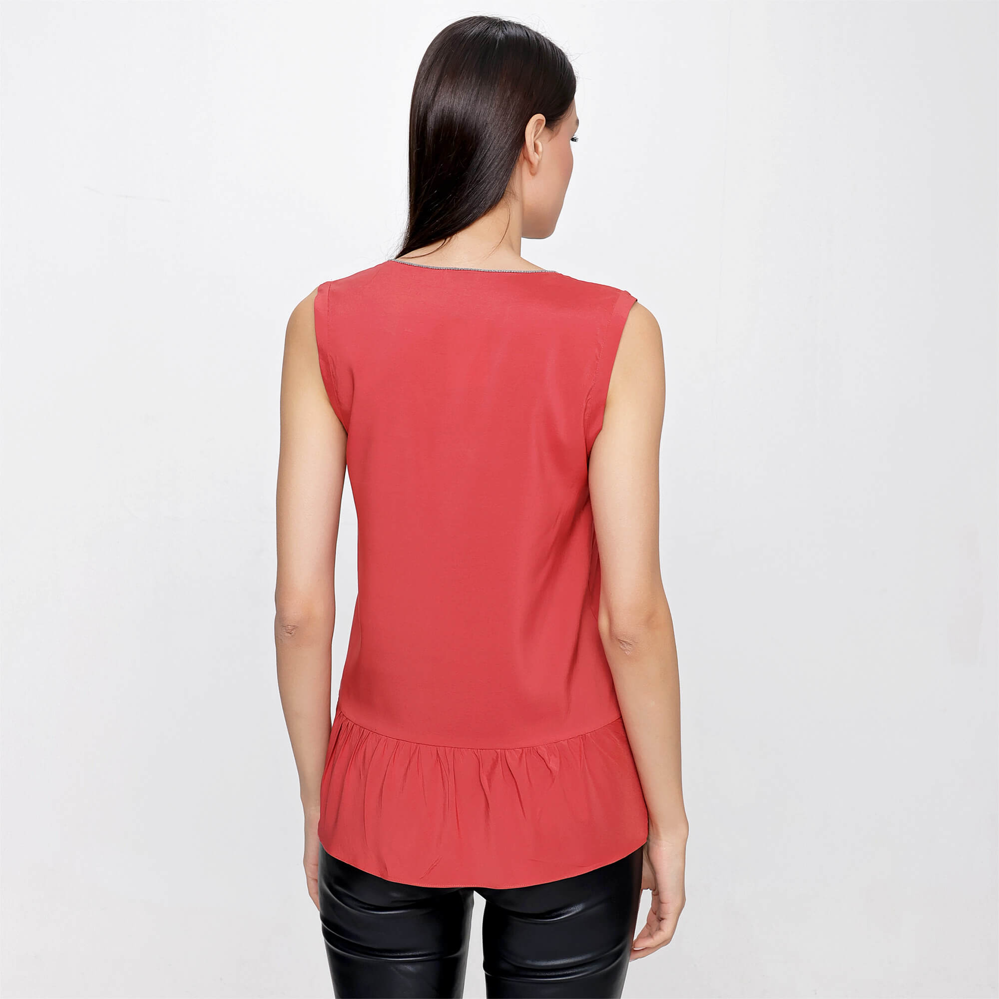 Brunello Cucinelli - Red Stone Collar Sleeveless Blouse